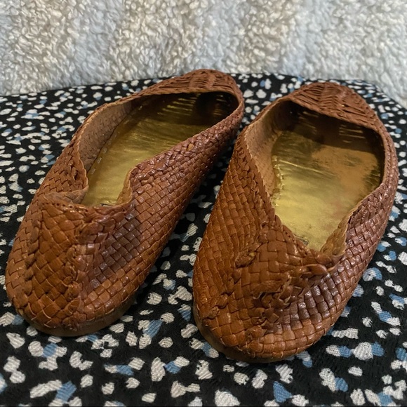 Vintage Woven Tan Prada Flats - Picture 4 of 5